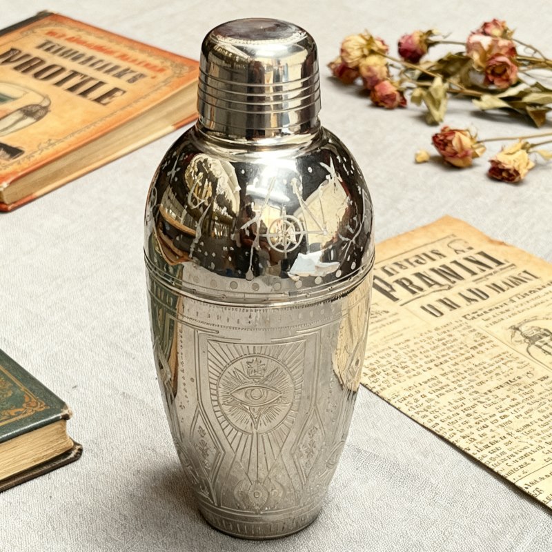 tito's shaker