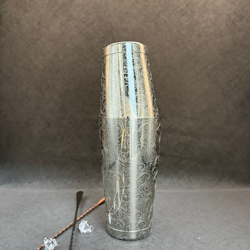 Wind Wave Pattern Etched  Boston Shaker
