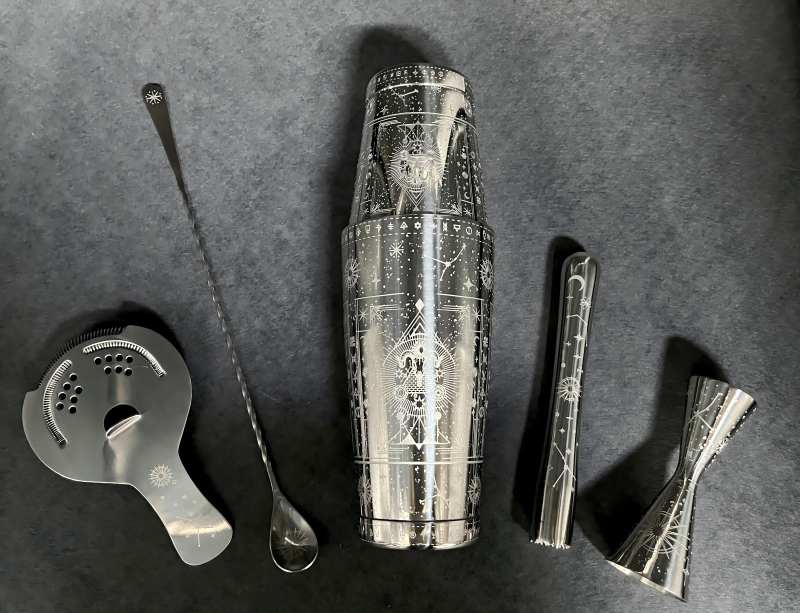 Elevate Your Home Bar Vibe: The Cosmic Etched 5-Piece Bartender Kit That Brings The Stars To Your Drinks